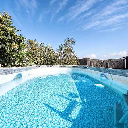 El Refugio De La Caridad Тентенигуада